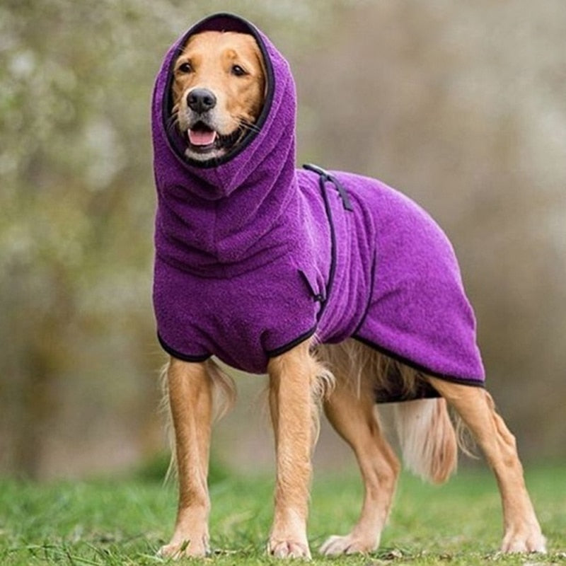 Kältebeständiger Universalmantel aus Fleece - die Beste  bei The Masked Frenchie - Nur €15.99!