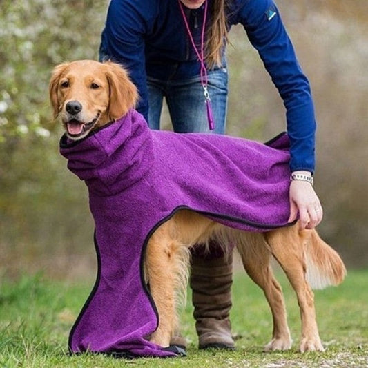 Kältebeständiger Universalmantel aus Fleece - die Beste  bei The Masked Frenchie - Nur €15.99!