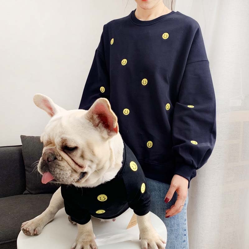 Twin Look! Gute Laune Pulli - die Beste Hundebekleidung bei The Masked Frenchie - Nur €24.99!