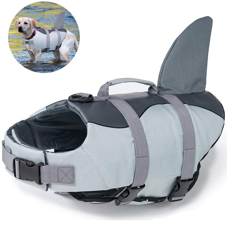 Schwimmweste für den Hund - kleiner Hai, kleine Meerjungfrau (XS-XXL) - die Beste Hundebekleidung bei The Masked Frenchie - Nur €32.99!