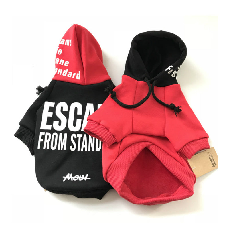 Partner Look! Hoodie Rot Schwarz "Escape from Standard" - die Beste Hundebekleidung bei The Masked Frenchie - Nur €29.99!